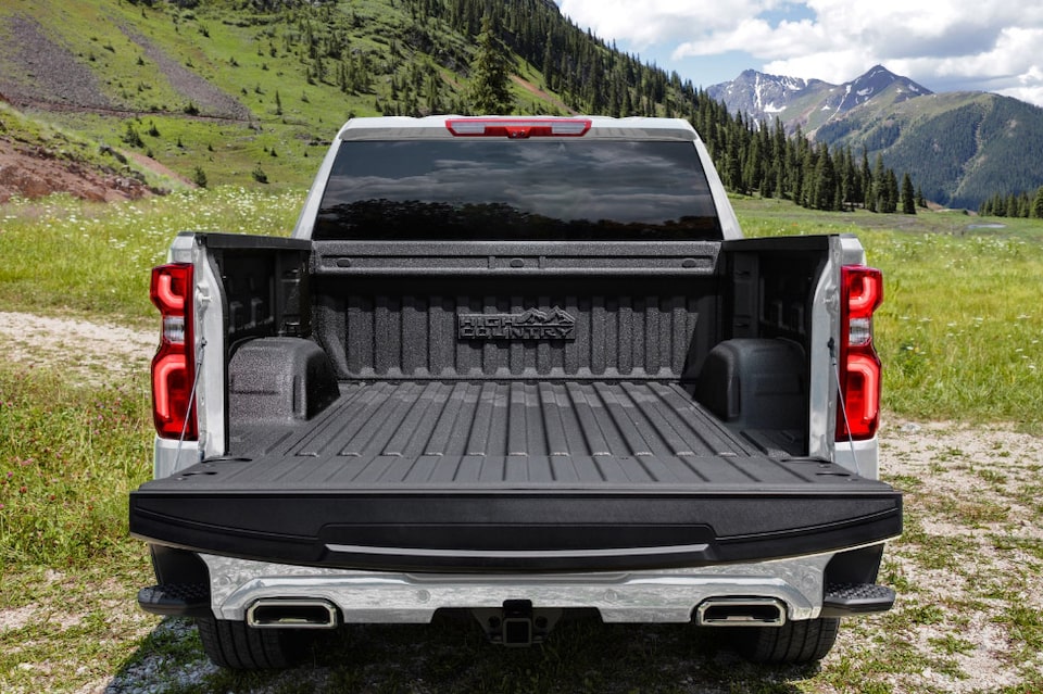 La nueva pick up Chevrolet Silverado tiene caja con portón eléctrico